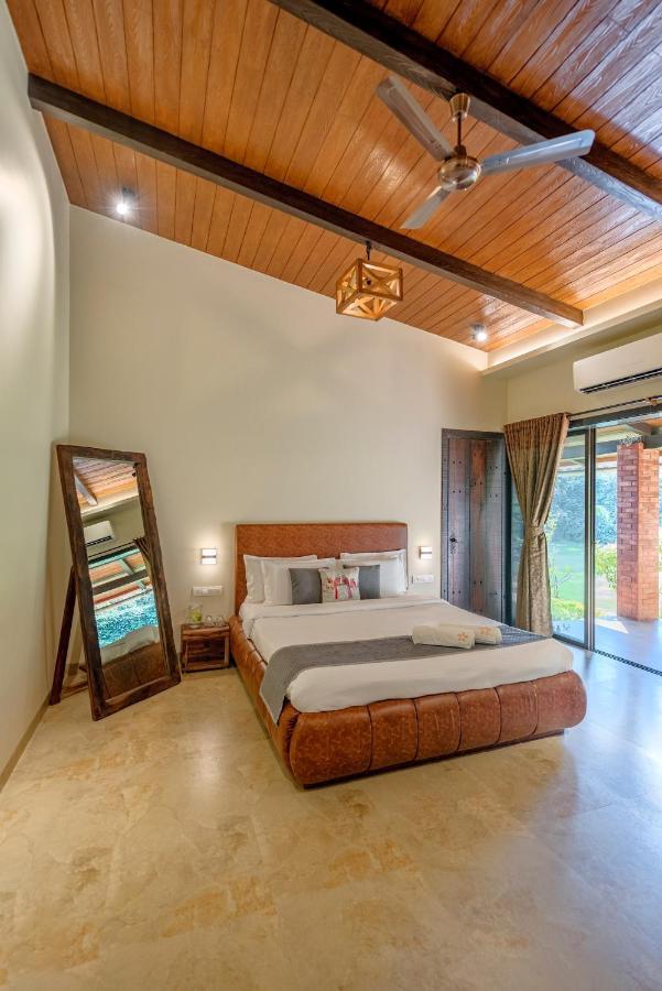 Saffronstays Althea - 4 Brd Veg Only Villa In Pawna With Jacuzzi In Every Room Lonavla Exterior foto