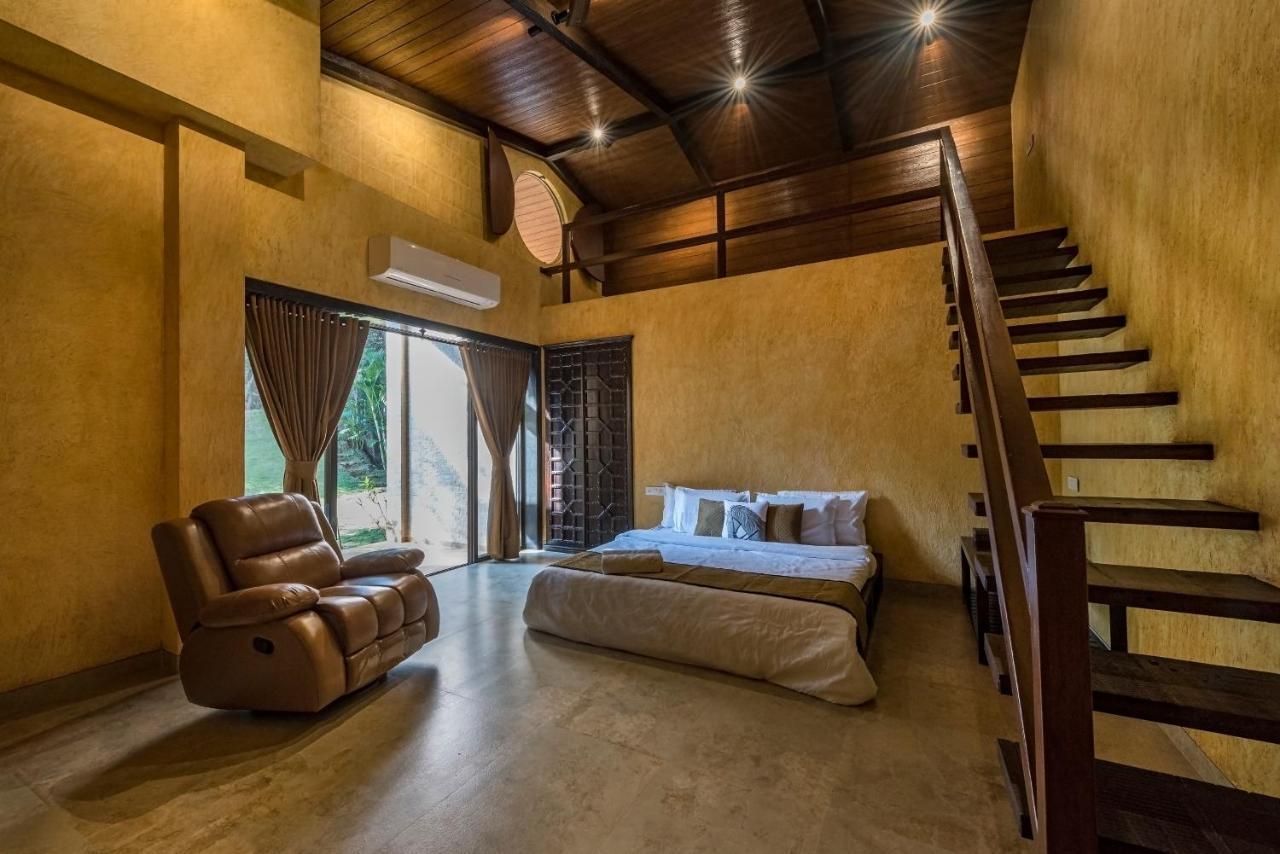 Saffronstays Althea - 4 Brd Veg Only Villa In Pawna With Jacuzzi In Every Room Lonavla Exterior foto