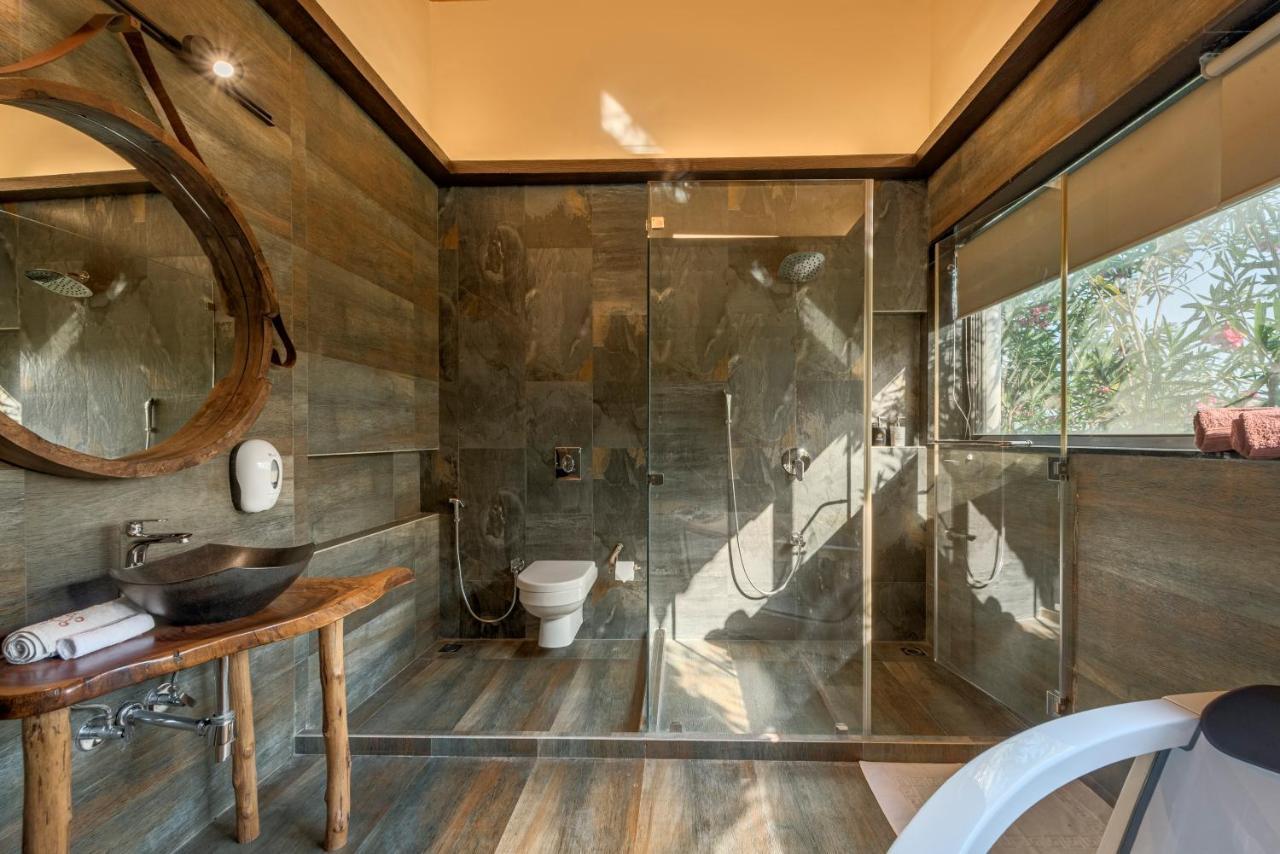 Saffronstays Althea - 4 Brd Veg Only Villa In Pawna With Jacuzzi In Every Room Lonavla Exterior foto